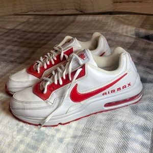 MENS RED AND WHITE NIKE AIR MAXES